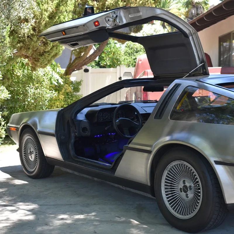 Side profile of the 1981 DeLorean DMC-12
